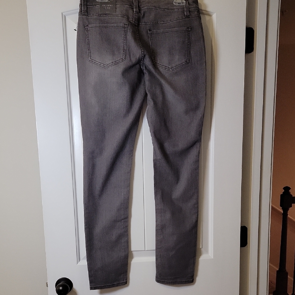 The Limited Gray Skinny Jeans - Picture 3 of 4